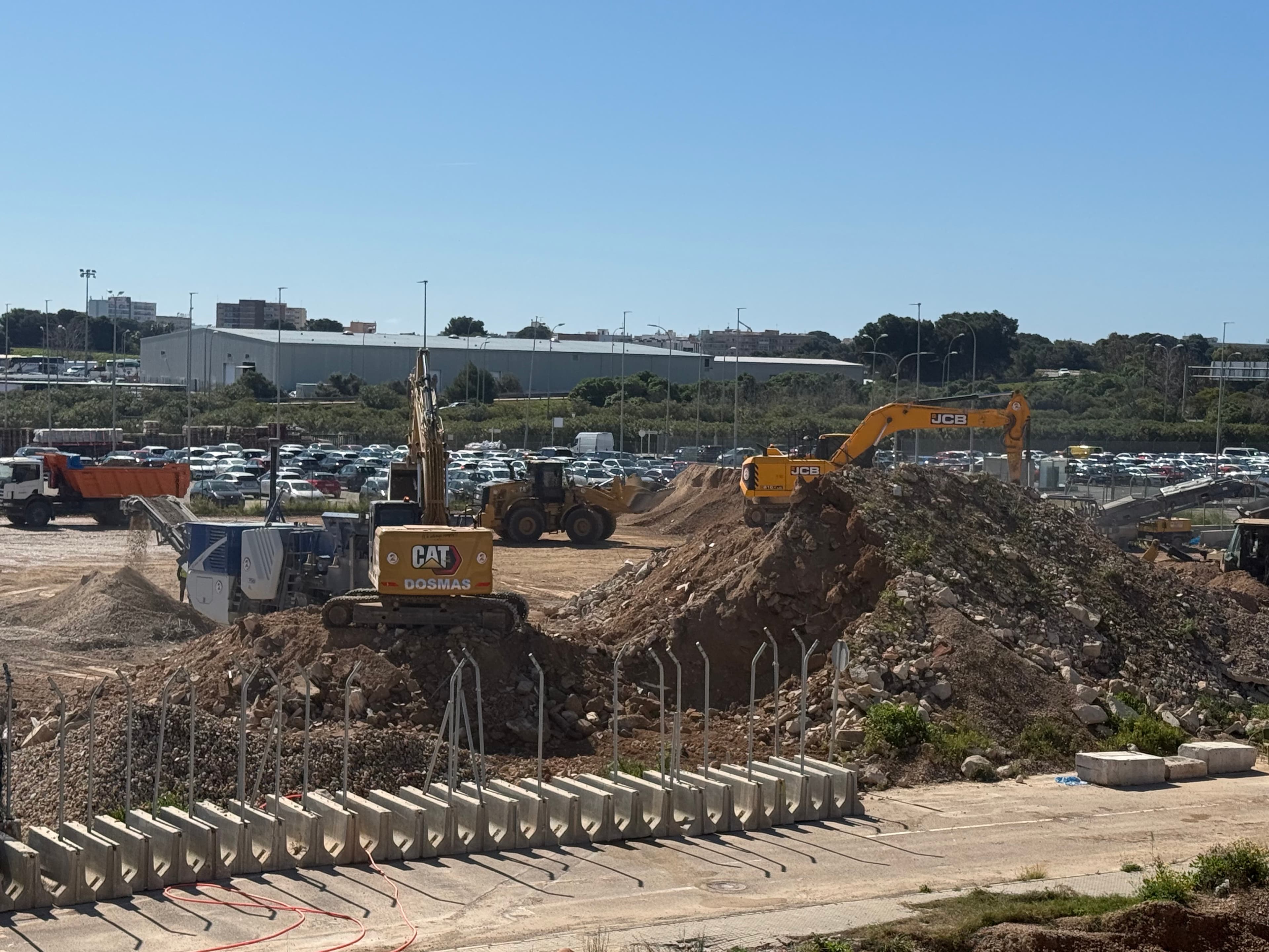 RECICLAJE DE MATERIAL DE DERRIBO EN EL AEROPUERTO DE PALMA miniatura 4