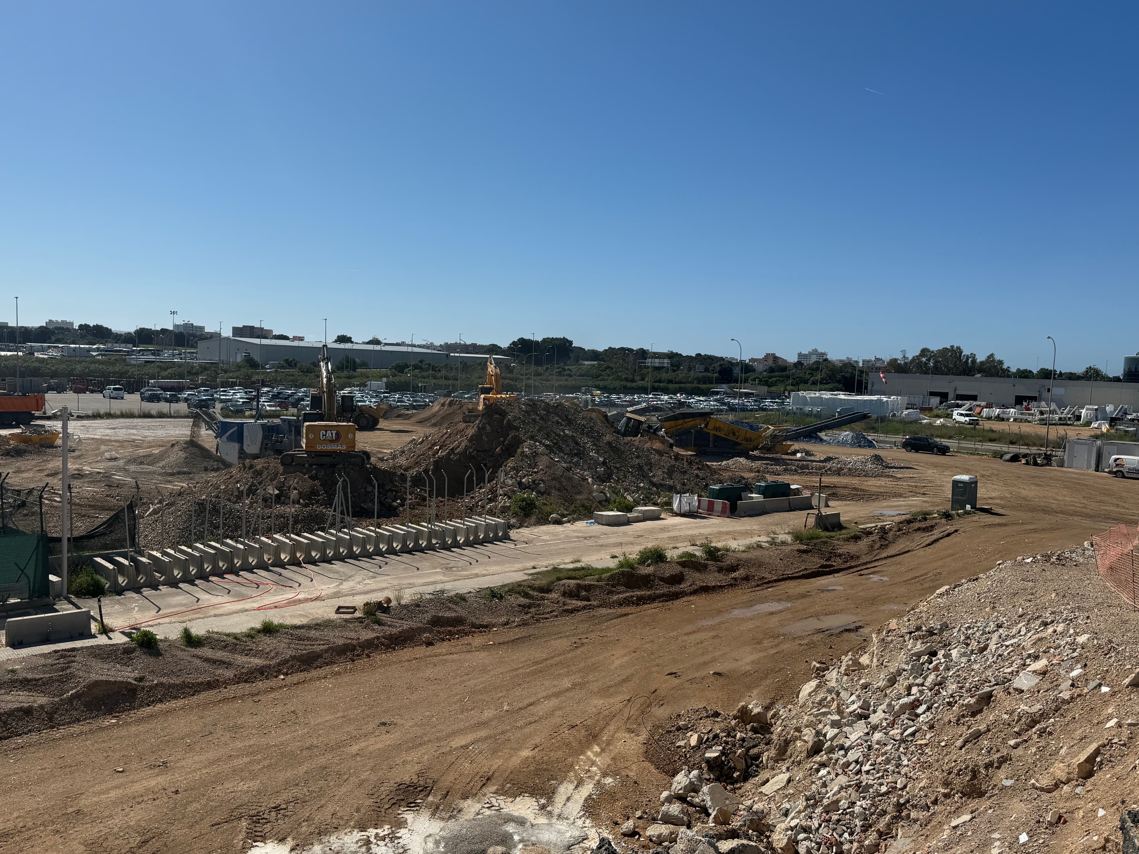 RECICLAJE DE MATERIAL DE DERRIBO EN EL AEROPUERTO DE PALMA miniatura 6