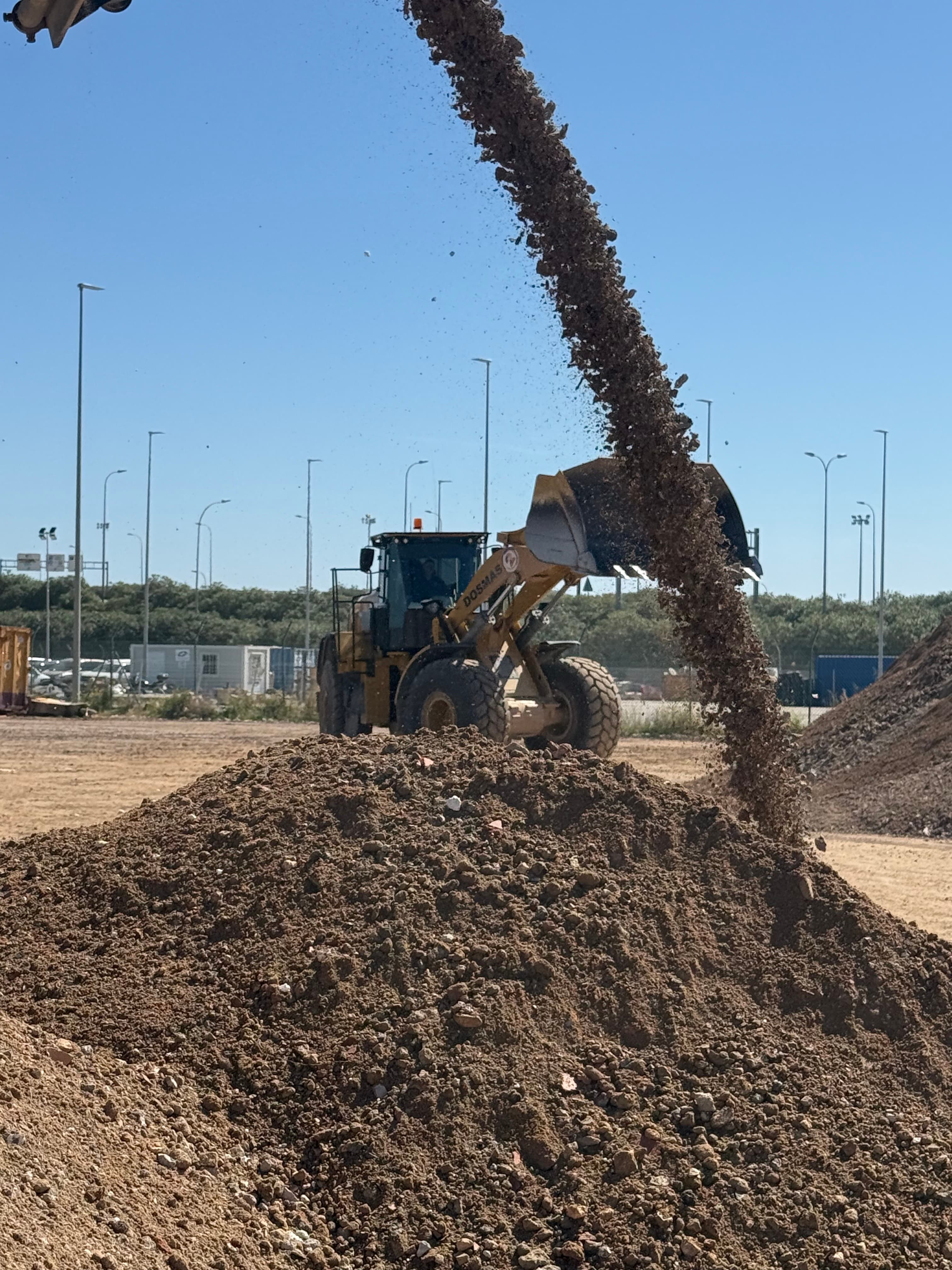 RECICLAJE DE MATERIAL DE DERRIBO EN EL AEROPUERTO DE PALMA miniatura 15