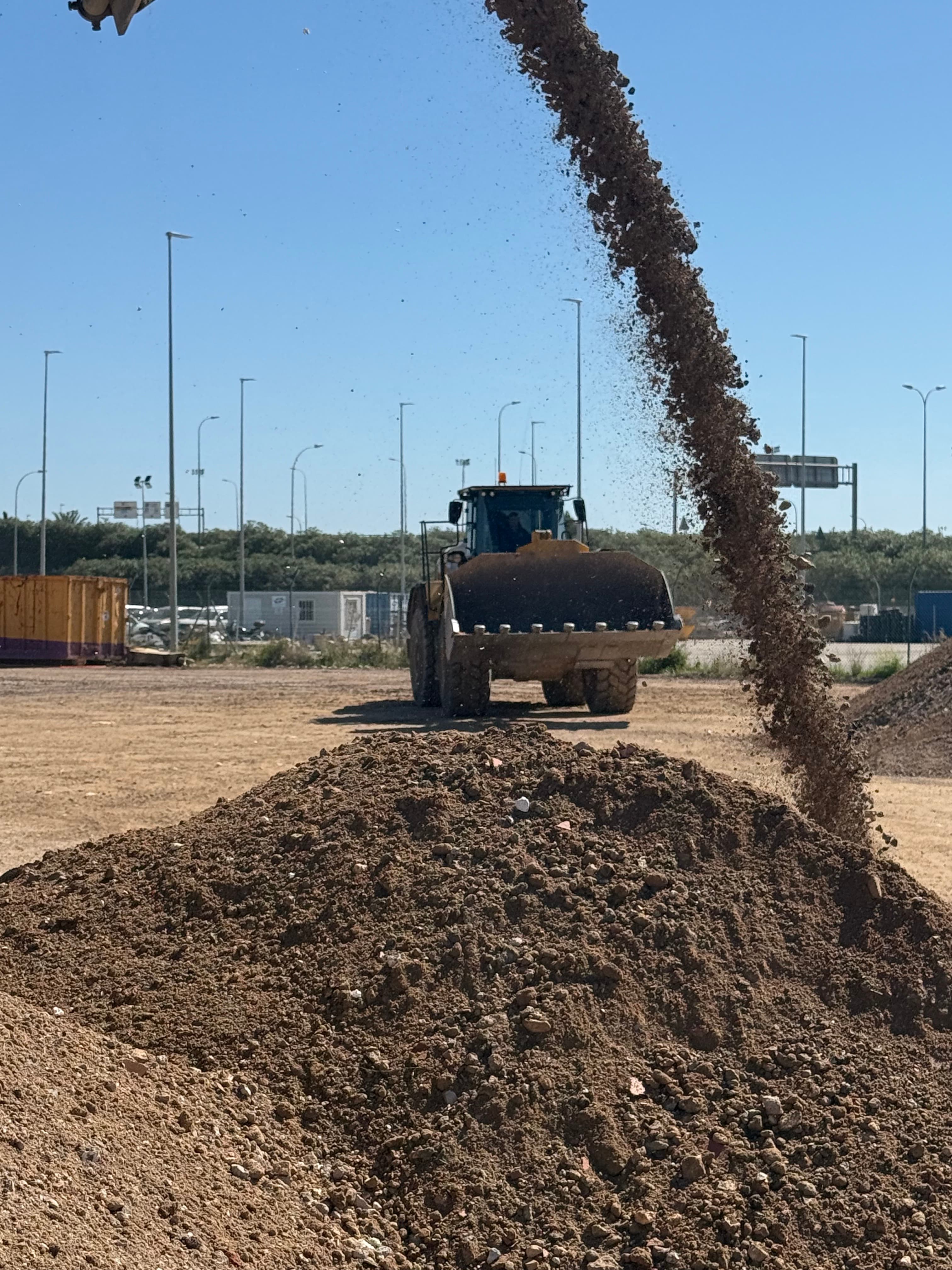 RECICLAJE DE MATERIAL DE DERRIBO EN EL AEROPUERTO DE PALMA miniatura 16