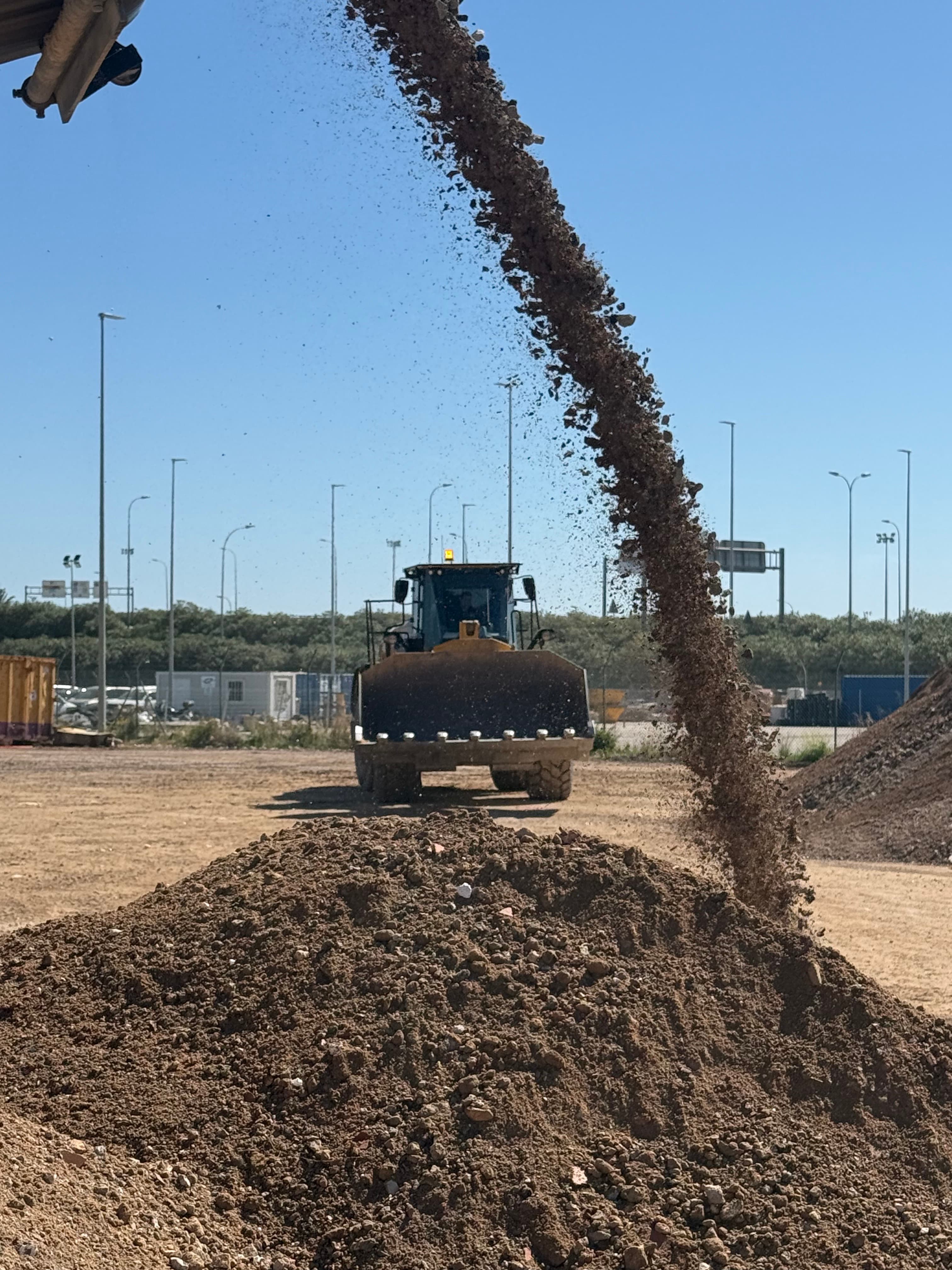 RECICLAJE DE MATERIAL DE DERRIBO EN EL AEROPUERTO DE PALMA miniatura 17
