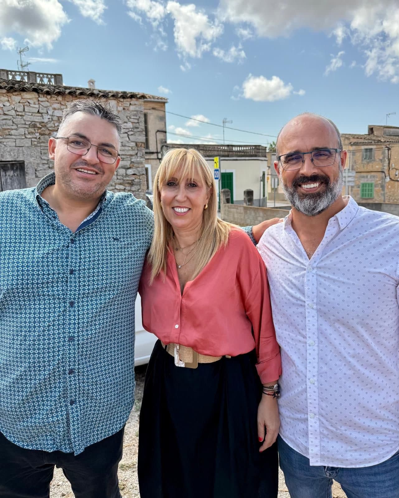 TRANSFORMACIÓN DE LA PLAÇA DE L'ESGLÉSIA DE CAS CONCOS miniatura 5