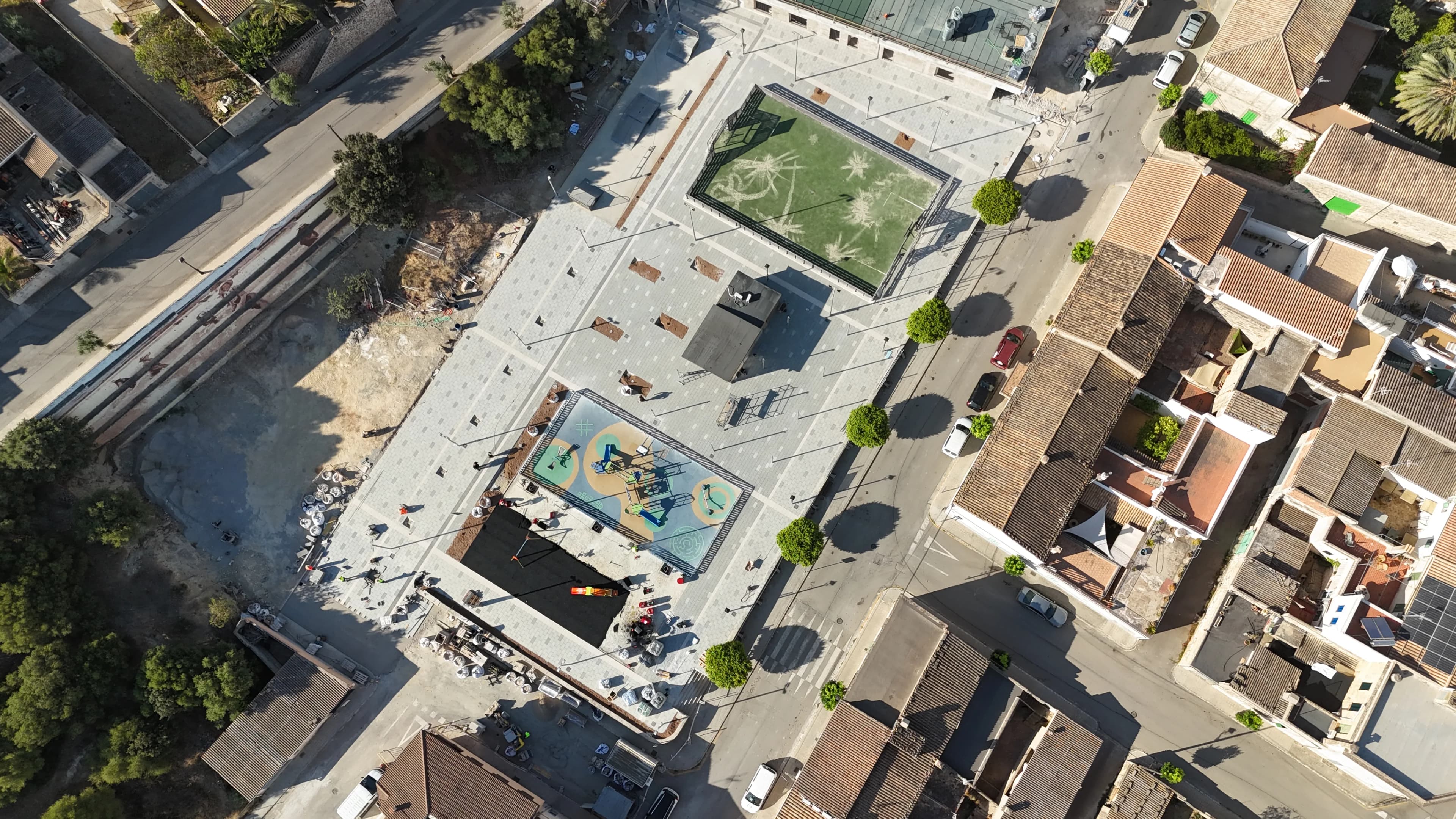 REMODELACIÓN INTEGRAL DE LA PLAÇA DES MERCAT miniatura 5