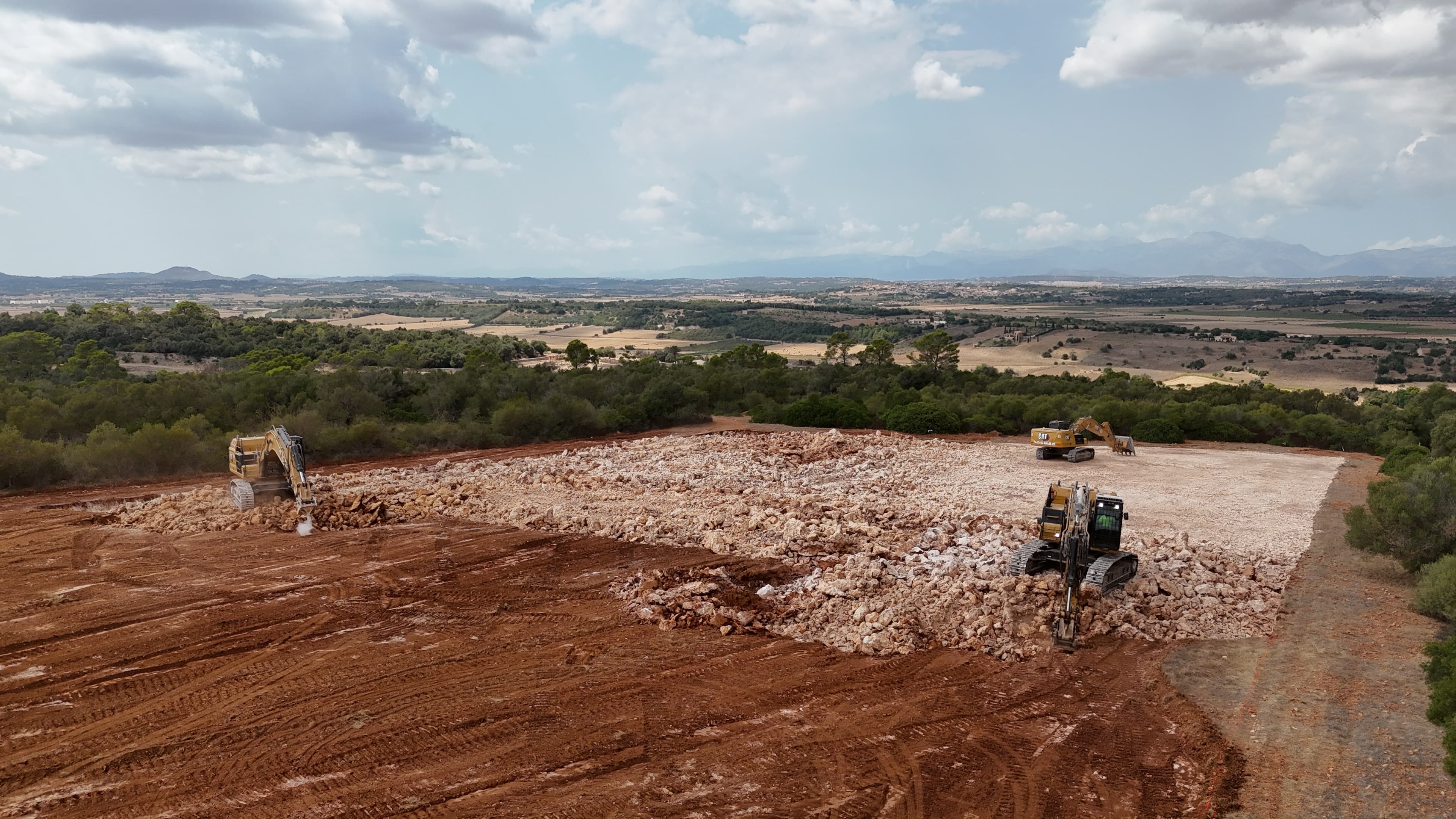 PREPARACIÓN DE TERRENO PARA NUEVA VIÑA EN SON RIBOTET miniatura 13