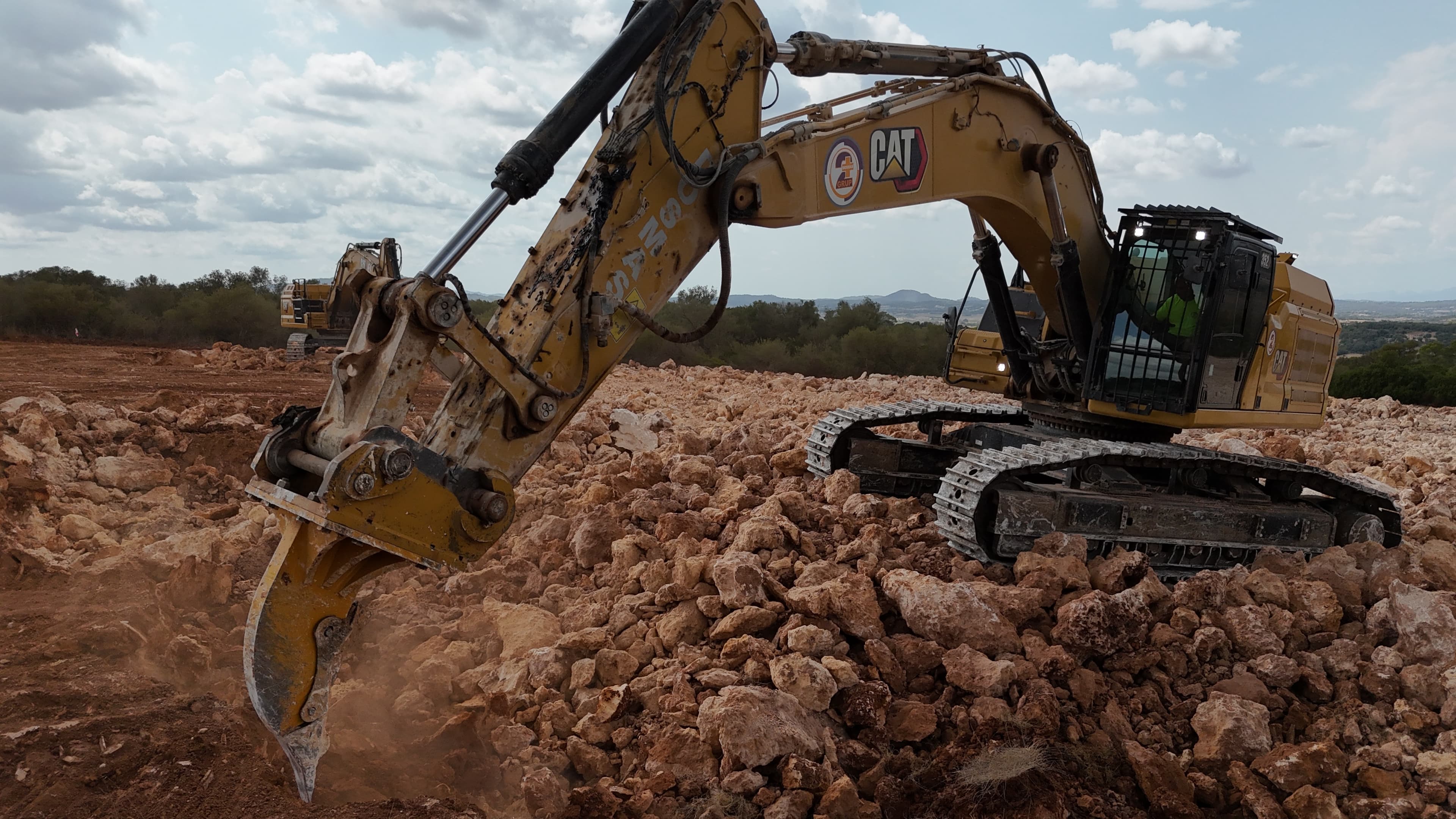 PREPARACIÓN DE TERRENO PARA NUEVA VIÑA EN SON RIBOTET miniatura 14